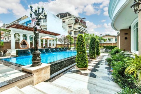 Casa de 5 dormitorios en Bangkok, Tailandia № 124755 - foto 6