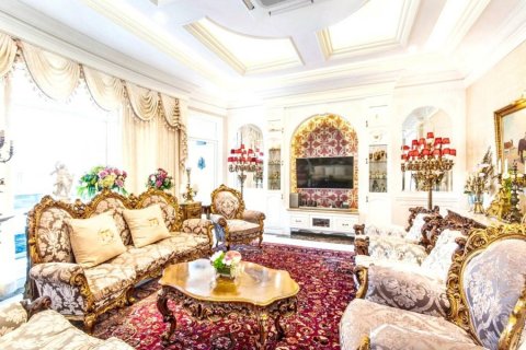 Casa de 5 dormitorios en Bangkok, Tailandia № 124755 - foto 8