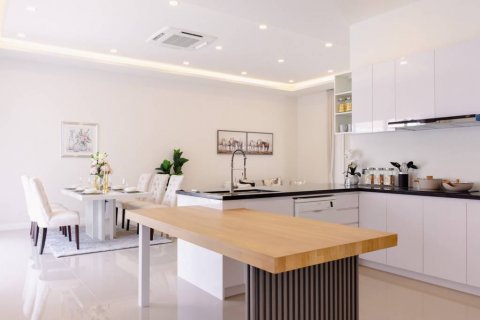 Chalet de 3 dormitorios en Hua Hin, Tailandia № 124758 - foto 9