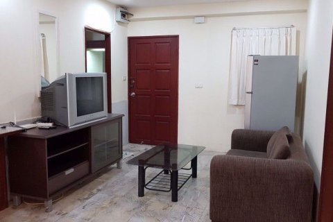 Condo in Khlong Toei, Bangkok, Thailand, 1 bedroom  № 76487