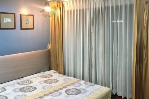Condominio de 1 dormitorio en Khlong Toei, Bangkok, Tailandia № 76489 - foto 7