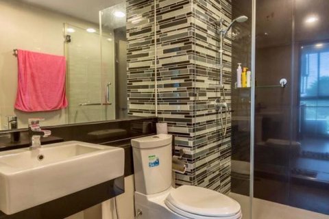 Condominio de 1 dormitorio en Watthana, Bangkok, Tailandia № 76492 - foto 11