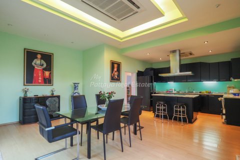 Casa de 3 dormitorios en Pattaya, Tailandia № 83768 - foto 13