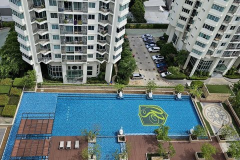 Condominio de 3 dormitorios en Huai Khwang, Bangkok, Tailandia № 123870 - foto 6