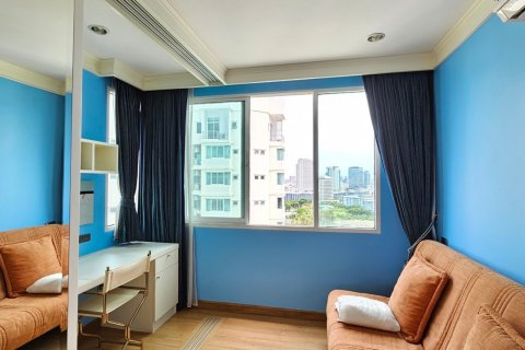 Condominio de 3 dormitorios en Huai Khwang, Bangkok, Tailandia № 123870 - foto 14