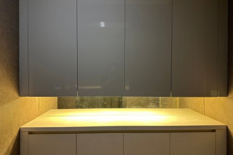 Condo in Pathum Wan, Bangkok, Thailand, 1 bedroom № 123871 - photo 16