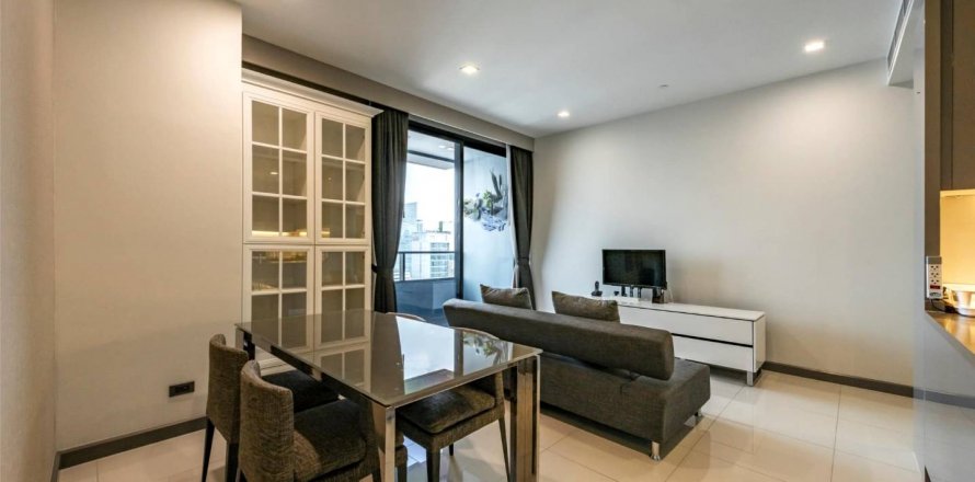 Condominio de 2 dormitorios en Bang Rak, Bangkok, Tailandia № 123872