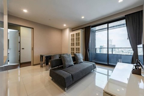 Condominio de 2 dormitorios en Bang Rak, Bangkok, Tailandia № 123872 - foto 11