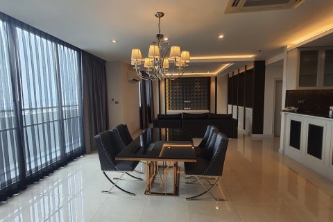 คอนโดมิเนียมในบางกะปิ, กรุงเทพฯ, ประเทศไทย, 3 ห้องนอน № 123869 - รูปถ่าย 20