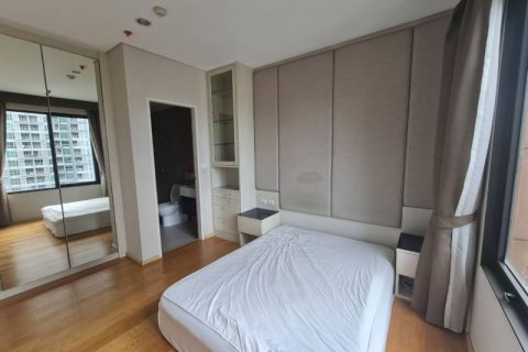Condominio de 1 dormitorio en Ratchathewi, Bangkok, Tailandia № 123868 - foto 10