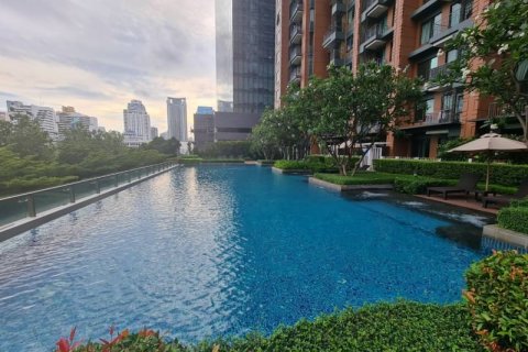 Condominio de 1 dormitorio en Ratchathewi, Bangkok, Tailandia № 123868 - foto 15