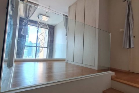Condominio de 1 dormitorio en Ratchathewi, Bangkok, Tailandia № 123868 - foto 11