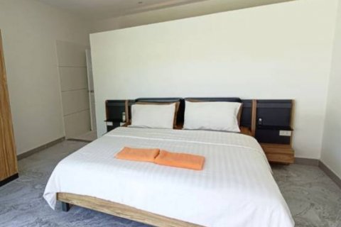 Chalet de 3 dormitorios en Ko Samui, Tailandia № 123800 - foto 10