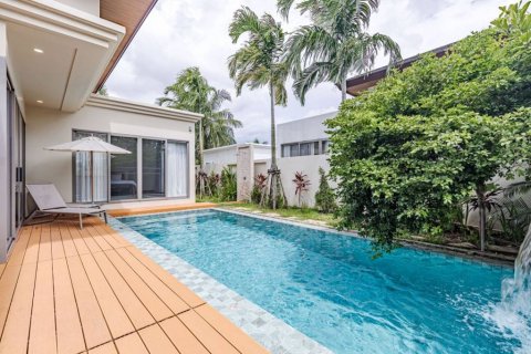 Chalet de 4 dormitorios en Phuket, Tailandia № 125856 - foto 2