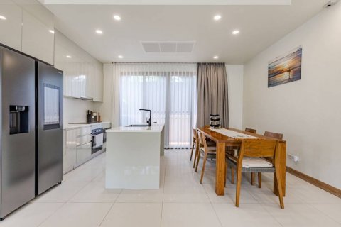 Chalet de 4 dormitorios en Phuket, Tailandia № 125856 - foto 6