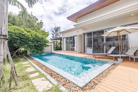 Villa in Phuket, Thailand 4 Schlafzimmer № 125856