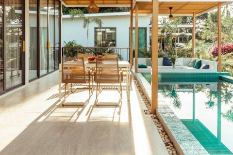 Chalet de 3 dormitorios en Surat Thani, Tailandia № 121029 - foto 4
