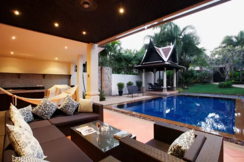 Chalet de 4 dormitorios en Phuket, Tailandia № 107024 - foto 11