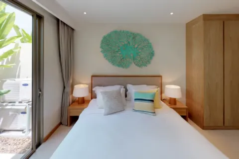 Chalet de 4 dormitorios en Phuket, Tailandia № 107290 - foto 11