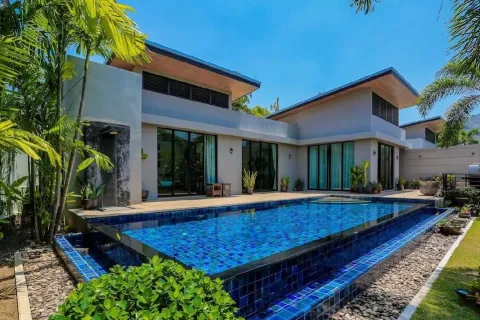 Chalet de 4 dormitorios en Phuket, Tailandia № 107096 - foto 11