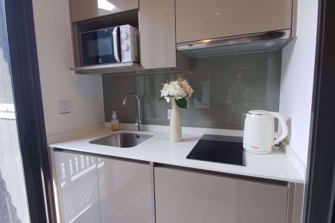 Condo à Phra Khanong, Bangkok, Thaïlande, 1 chambre № 76157 - photo 5