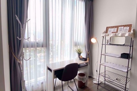 Condo à Phra Khanong, Bangkok, Thaïlande, 1 chambre № 76157 - photo 9