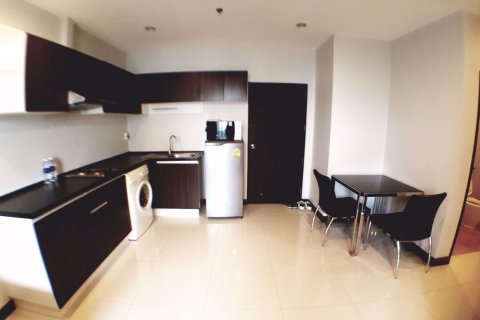 Condominio de 1 dormitorio en Watthana, Bangkok, Tailandia № 76155 - foto 3