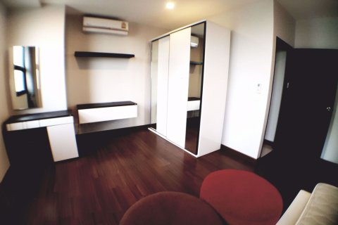 Condominio de 1 dormitorio en Watthana, Bangkok, Tailandia № 76155 - foto 5