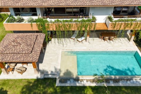 Chalet de 3 dormitorios en Bang Tao, Tailandia № 74275 - foto 3