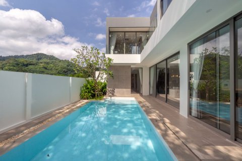 Chalet de 4 dormitorios en Kathu, Tailandia № 70903 - foto 10