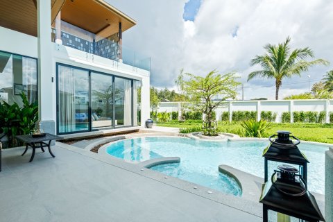 Chalet de 3 dormitorios en Naithon Beach, Tailandia № 70407 - foto 13