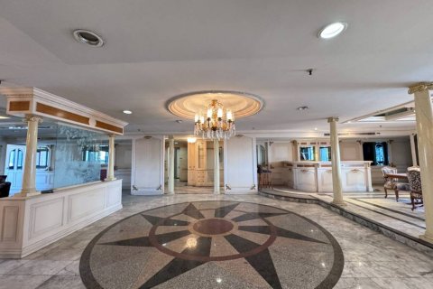 Condominio de 4 dormitorios en Bangkok, Tailandia № 132532 - foto 3