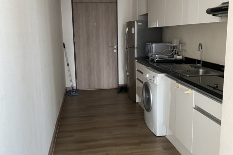 Condominio de 1 dormitorio en Bangkok, Tailandia № 143165 - foto 5