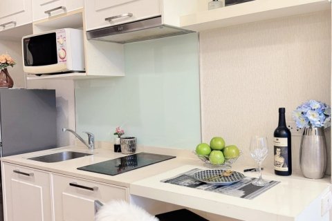 Condominio de 1 dormitorio en Bangkok, Tailandia № 143160 - foto 5