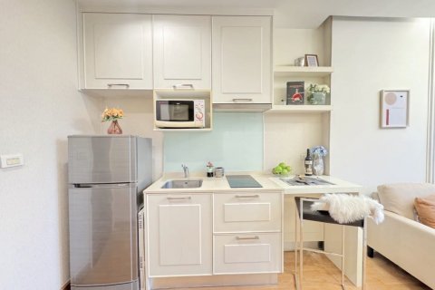 Condominio de 1 dormitorio en Bangkok, Tailandia № 143160 - foto 4