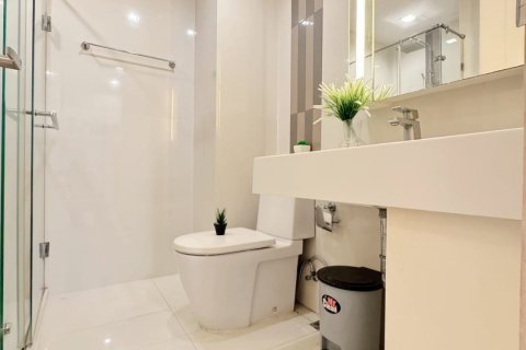 Condominio de 1 dormitorio en Bangkok, Tailandia № 143160 - foto 15