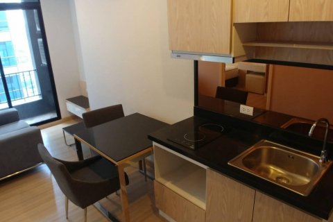 Condominio de 1 dormitorio en Bangkok, Tailandia № 143161 - foto 2