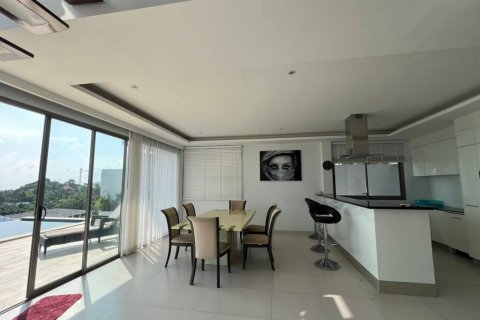 Chalet de 4 dormitorios en Surat Thani, Tailandia № 116268 - foto 4