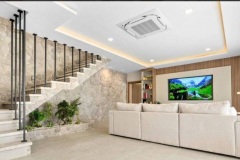 Chalet de 7 dormitorios en Pattaya, Tailandia № 116264 - foto 7