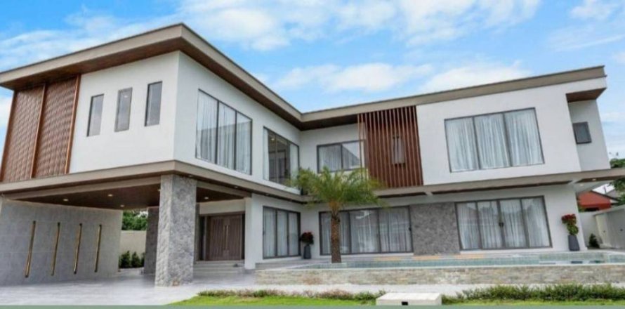 Chalet de 7 dormitorios en Pattaya, Tailandia № 116264