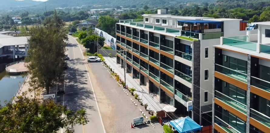 Adosado de 6 dormitorios en Hua Hin, Tailandia № 116270