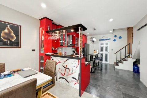 Adosado de 6 dormitorios en Hua Hin, Tailandia № 116270 - foto 10