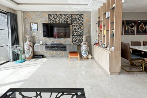 Adosado de 6 dormitorios en Hua Hin, Tailandia № 116270 - foto 7