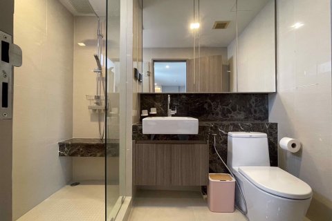 Condominio de 2 dormitorios en Watthana, Bangkok, Tailandia № 82282 - foto 10