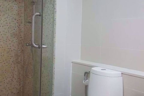 Condominio de 2 dormitorios en Watthana, Bangkok, Tailandia № 82283 - foto 7