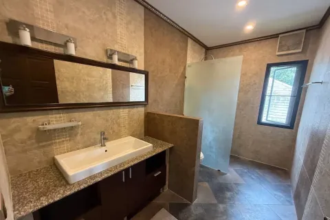 Chalet de 3 dormitorios en Ko Samui, Tailandia № 126514 - foto 8