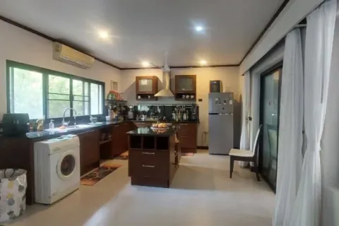 Chalet de 3 dormitorios en Ko Samui, Tailandia № 126514 - foto 4