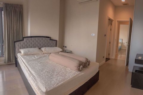 Condominio de 2 dormitorios en Khlong Toei, Bangkok, Tailandia № 76302 - foto 9