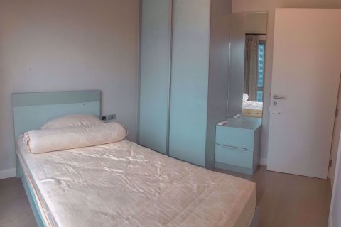 Condominio de 2 dormitorios en Khlong Toei, Bangkok, Tailandia № 76302 - foto 11