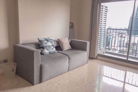 Condominio de 2 dormitorios en Khlong Toei, Bangkok, Tailandia № 76302 - foto 2